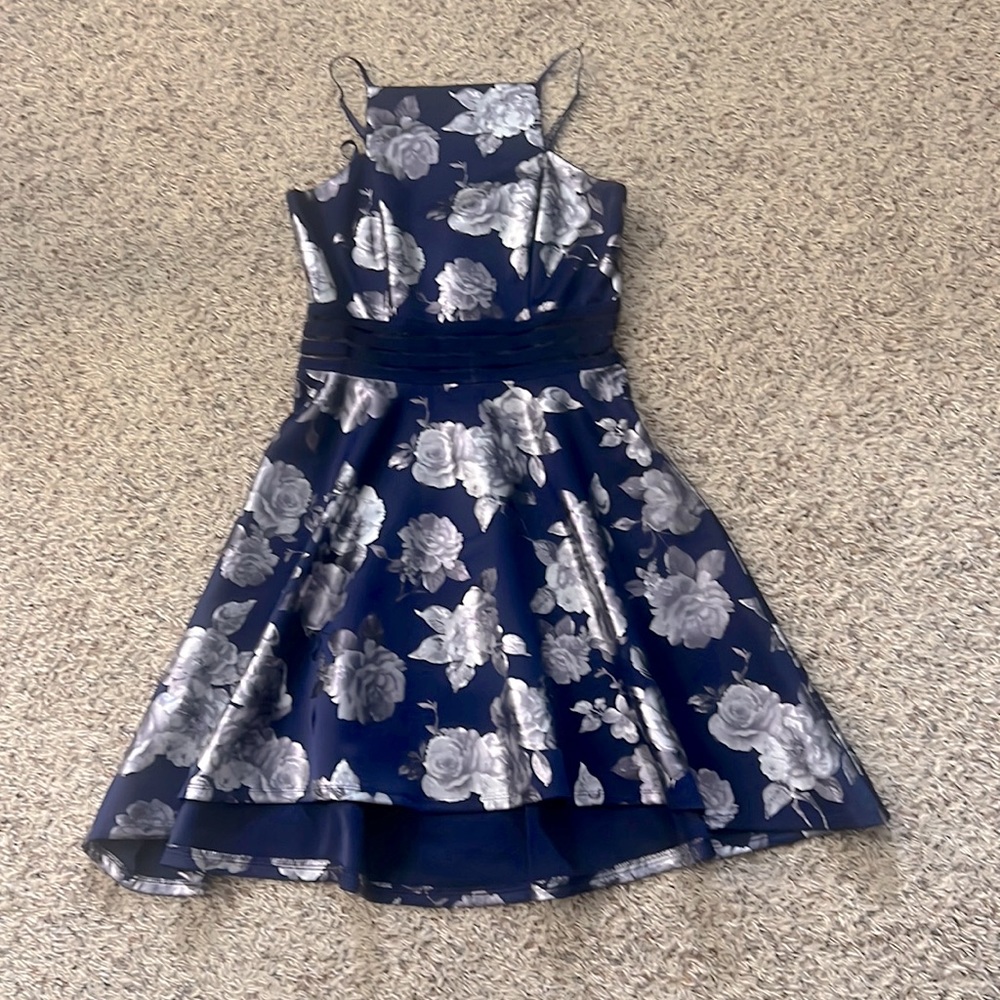 Super cute dress. Navy blue with silver flowers. Formal